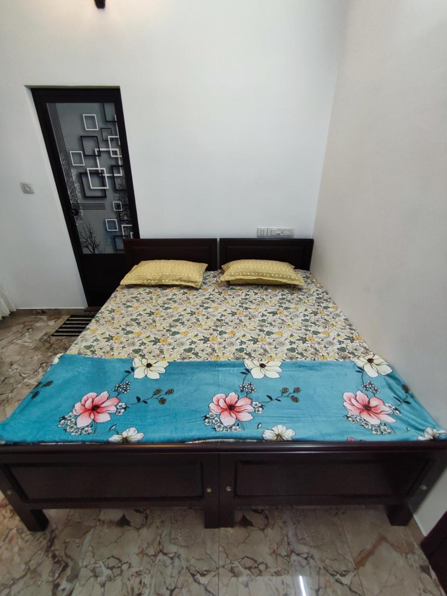 Alam Homestay Kochi Zewnętrze zdjęcie